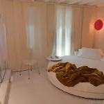 Suitesistina For Brave Lovers Alojamento de Acomodação e Pequeno-almoço Roma