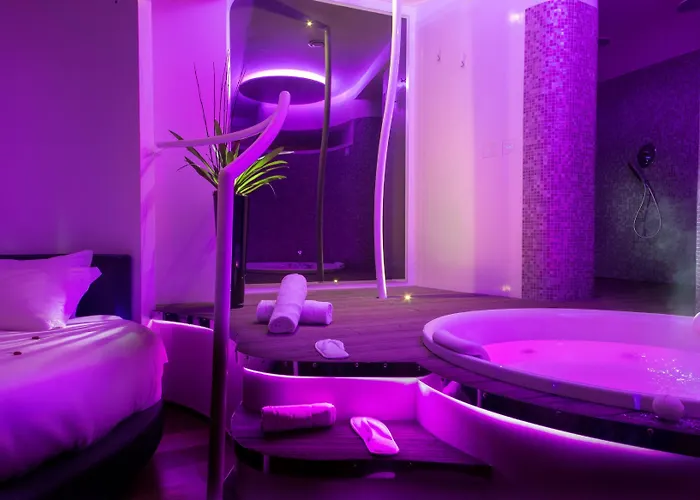 Suitesistina For Brave Lovers Bed & Breakfast