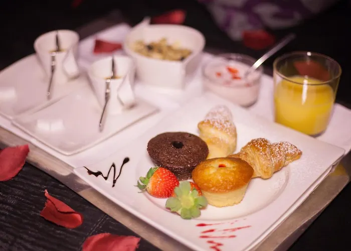 Suitesistina For Brave Lovers