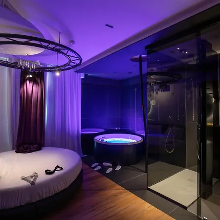 Suitesistina For Brave Lovers Bed & Breakfast Roma