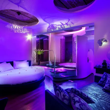 Suitesistina For Brave Lovers Bed & Breakfast 4*