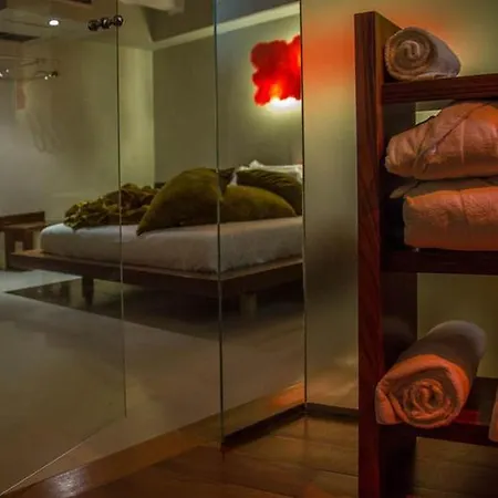 Bed & Breakfast Suitesistina For Brave Lovers Roma