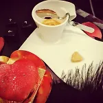 Suitesistina For Brave Lovers