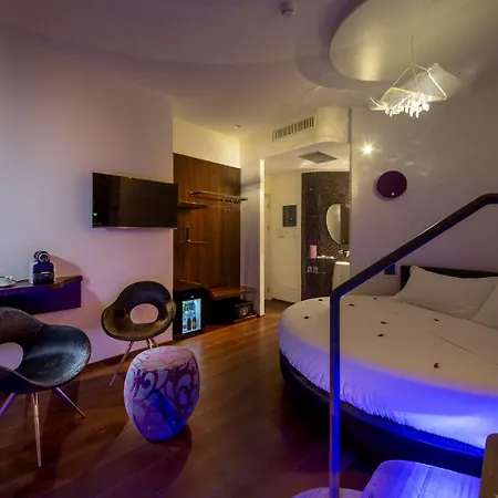 Suitesistina For Brave Lovers Bed & Breakfast Řím