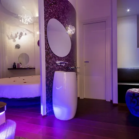 Bed & Breakfast Suitesistina For Brave Lovers