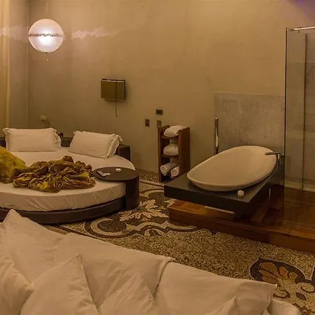 Bed and Breakfast Suitesistina For Brave Lovers 4*