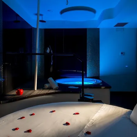 Suitesistina For Brave Lovers Bed and Breakfast Ρώμη