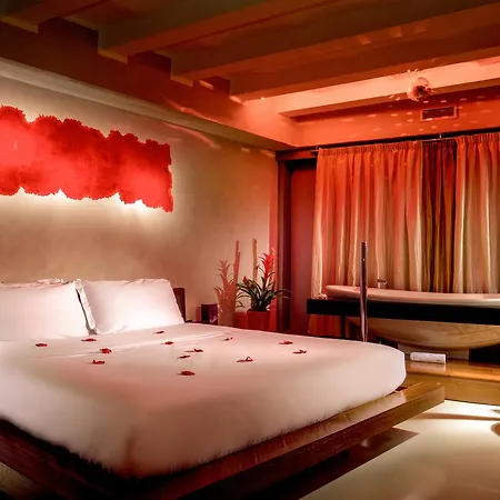 Suitesistina For Brave Lovers Bed and Breakfast 3*