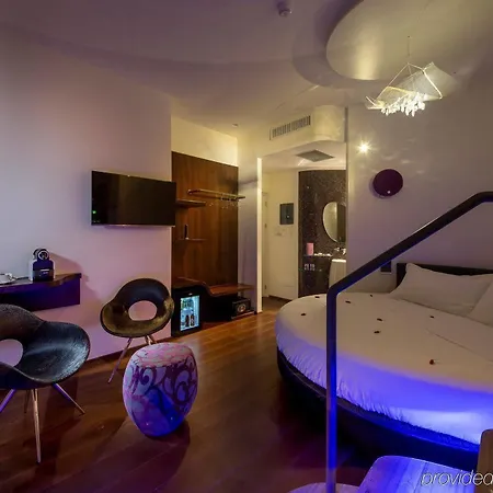 Suitesistina For Brave Lovers Bed and Breakfast 3*
