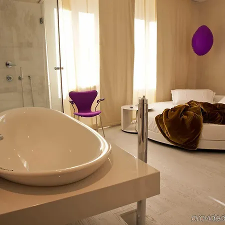Bed and Breakfast Suitesistina For Brave Lovers 3*