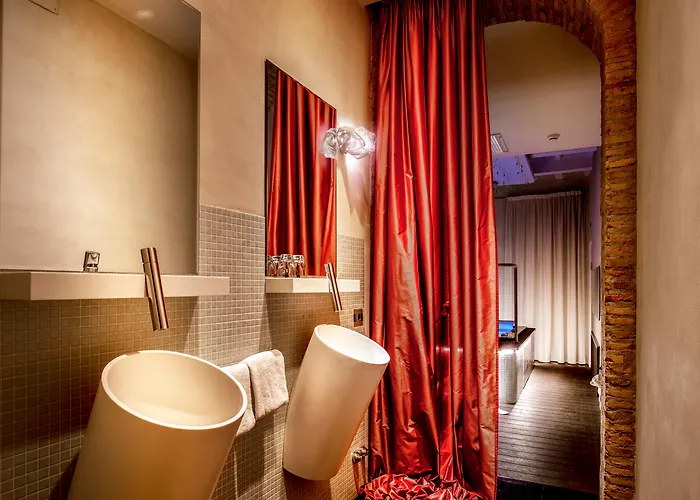 Suitesistina For Brave Lovers 4*