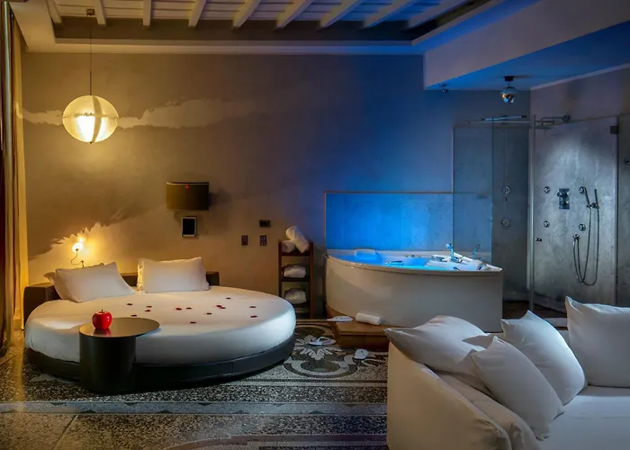 Suitesistina For Brave Lovers Bed & Breakfast 4*