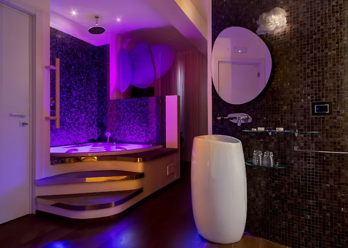 Suitesistina For Brave Lovers Bed & Breakfast 4*