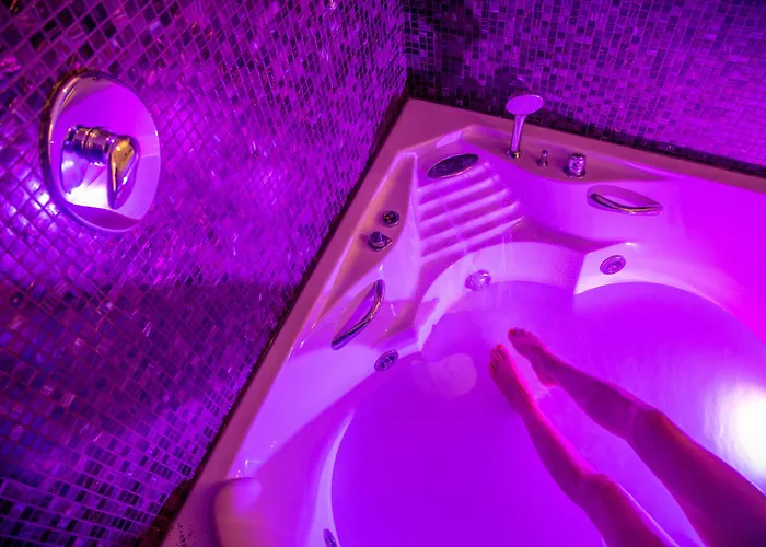 Bed & Breakfast Suitesistina For Brave Lovers 4*