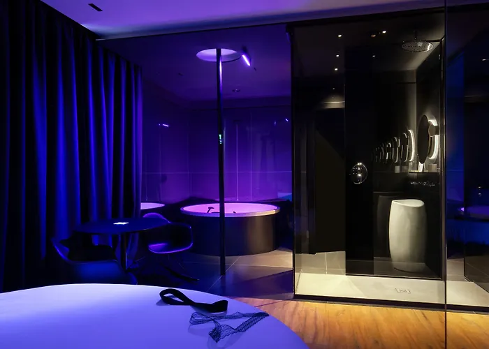 Suitesistina For Brave Lovers 4*